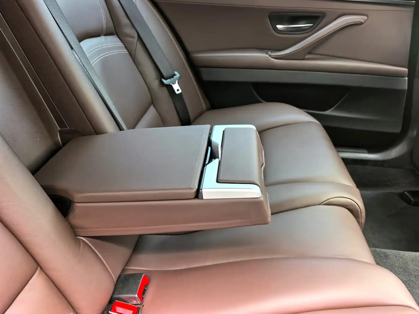 BMW 5 Series 2014 525Li Luxury Design Package фото 8