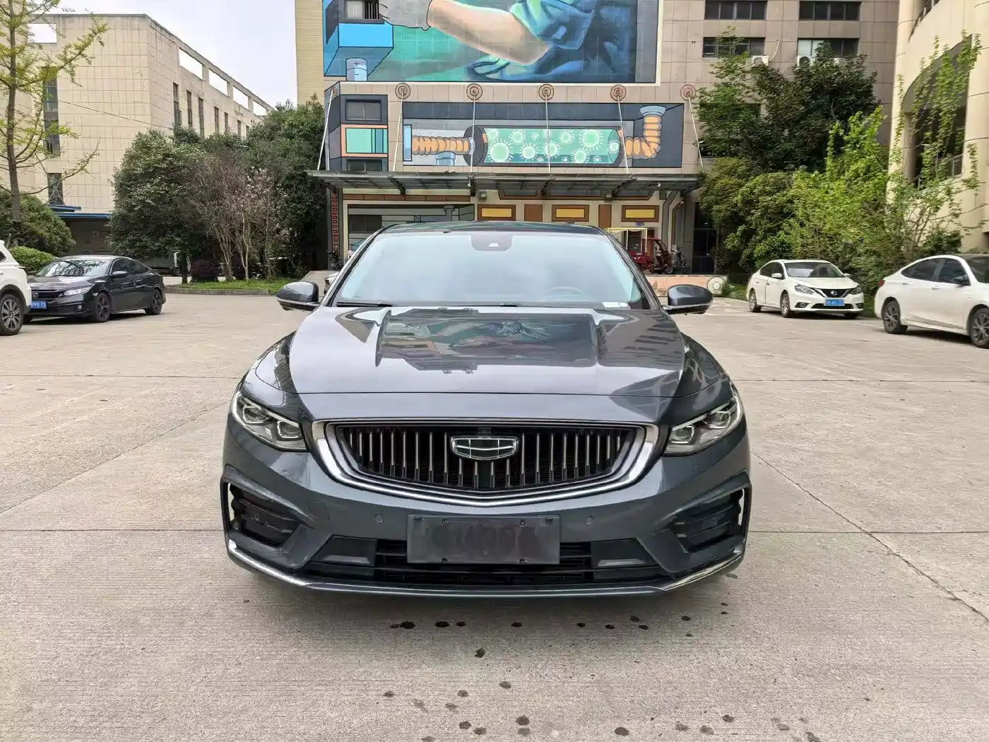 Фото 2 - Geely Preface