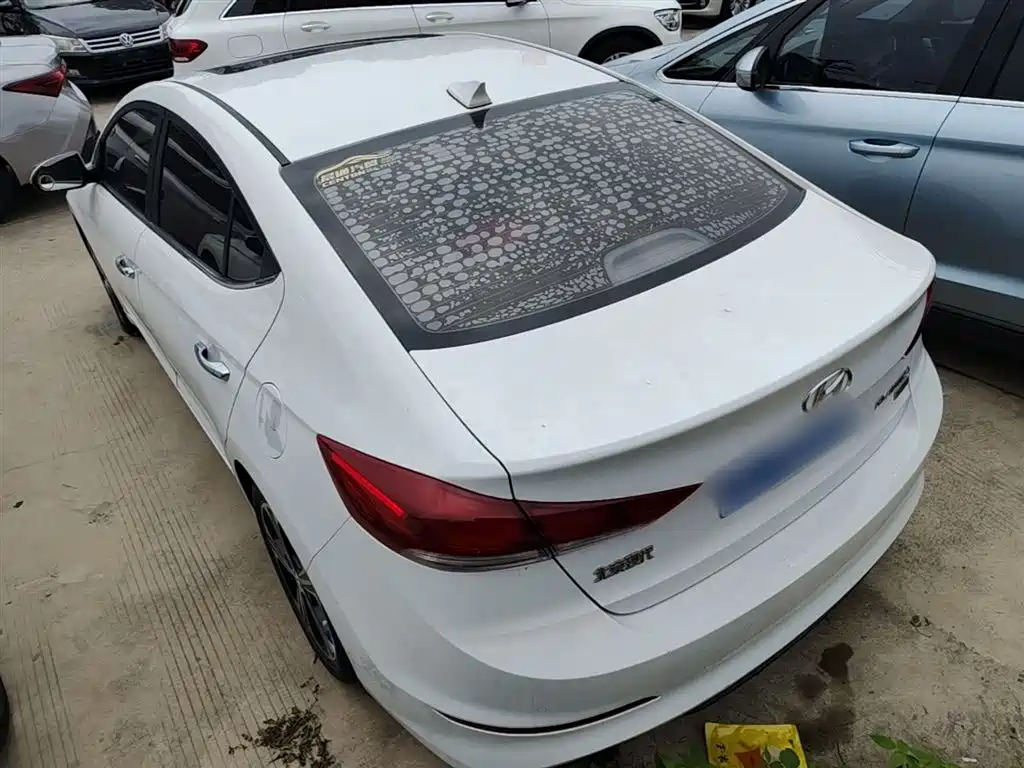 Hyundai Elantra 2018 1.4T DCT Dynamic·Vitality Model фото 5