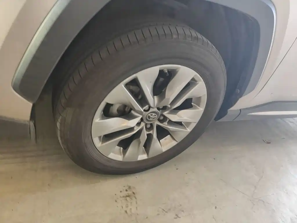 Toyota Wildlander 2020 2020 Hybrid 2.5L E-CVT AWD Luxury Edition