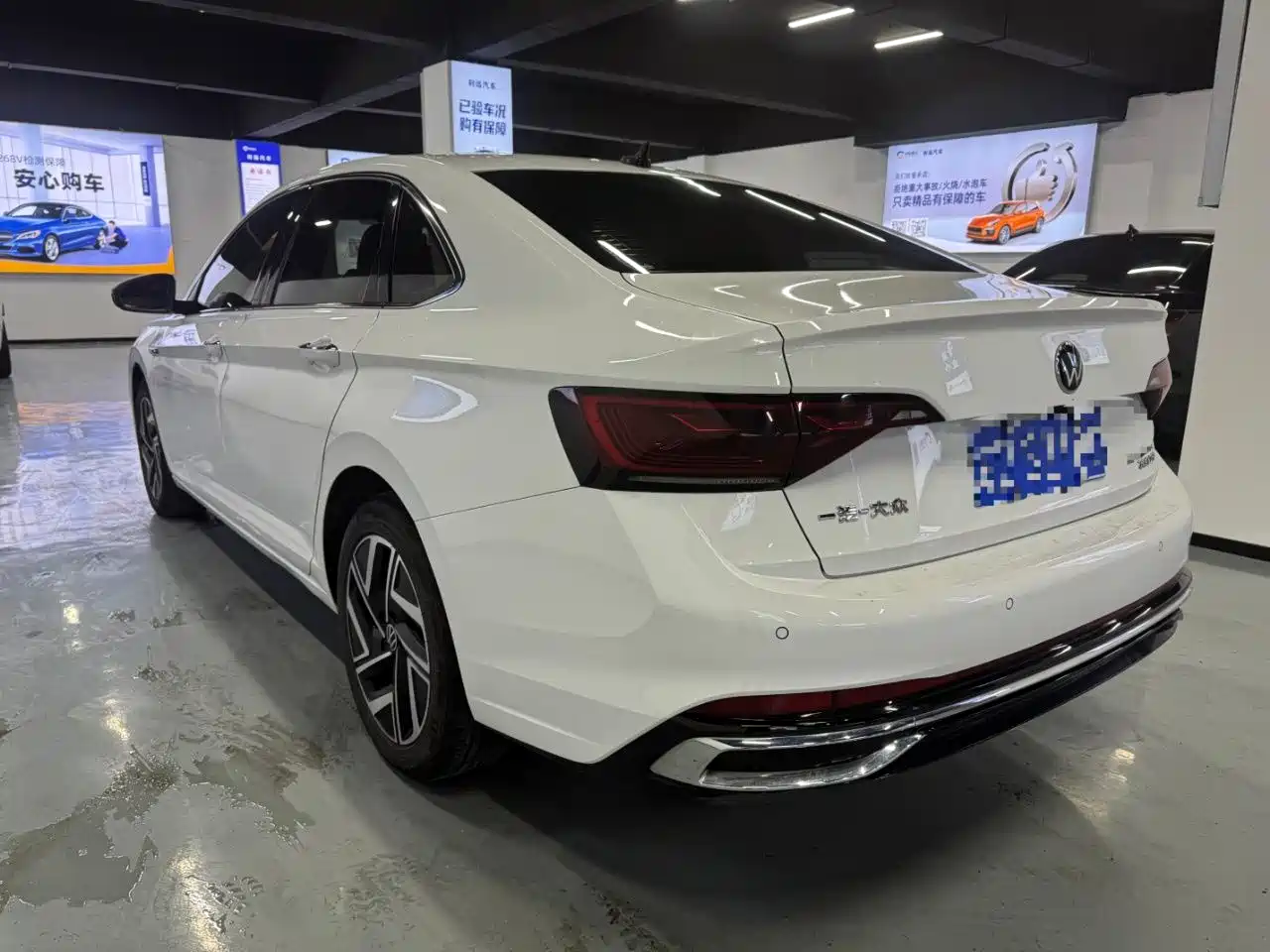 Volkswagen Sagitar 2023 280TSI DSG Surpass Plus Edition фото 9