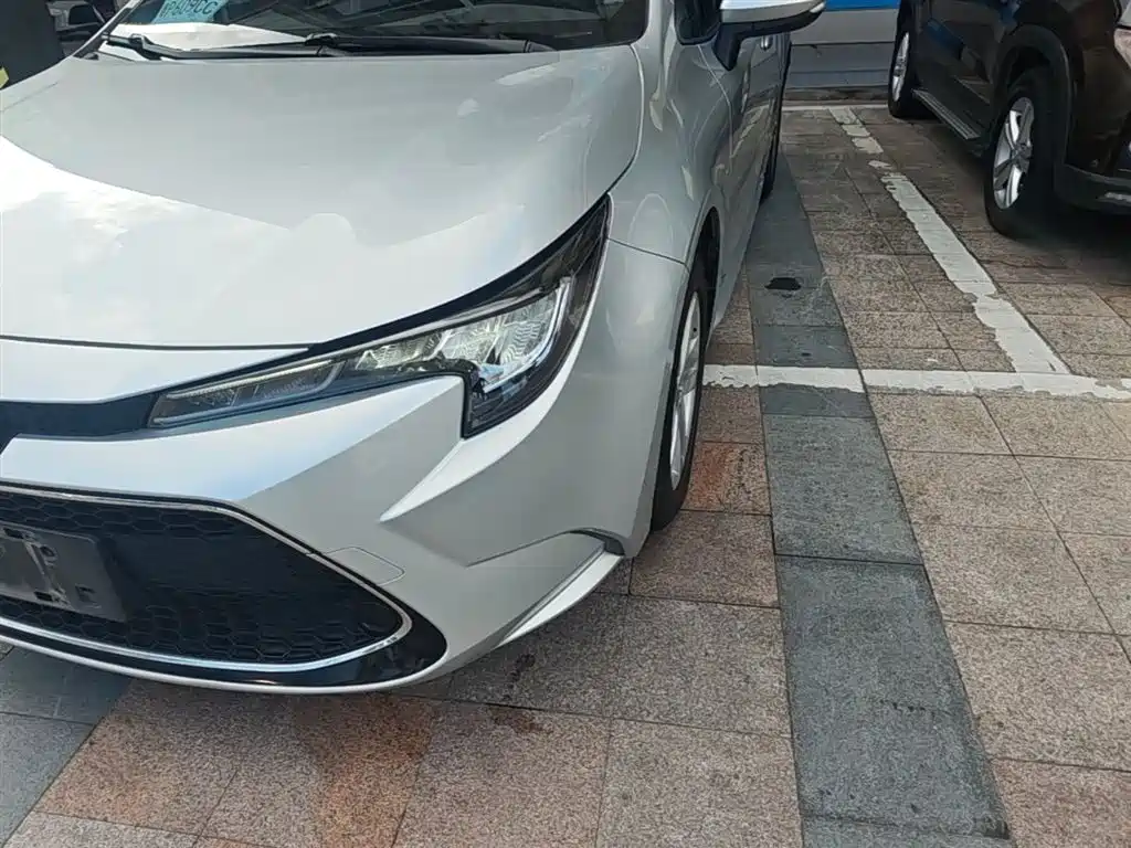 Toyota Levin 2021 185T CVT Luxury Edition фото 24