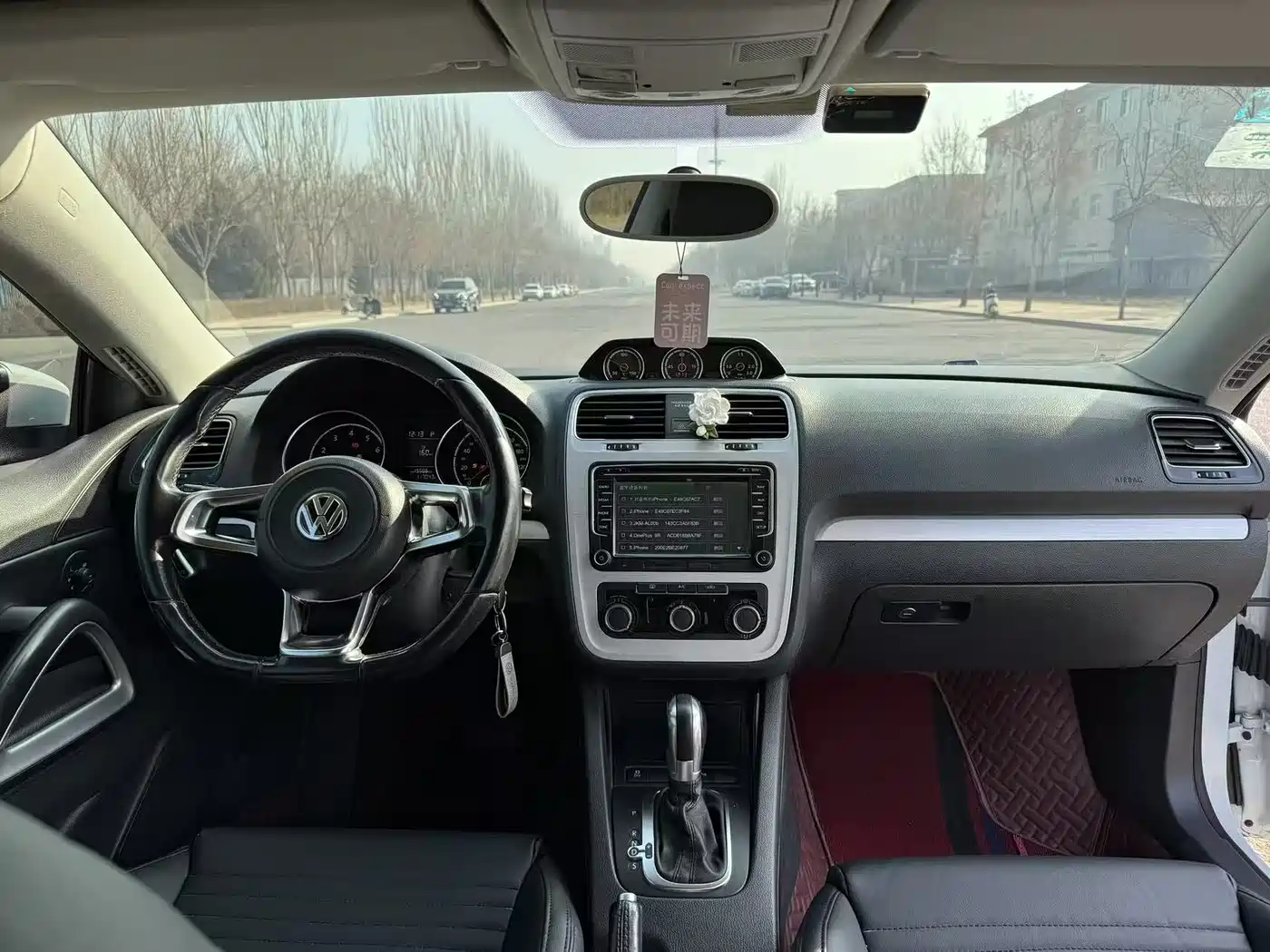 Volkswagen Scirocco 2015 1.4TSI Trend Edition фото 7