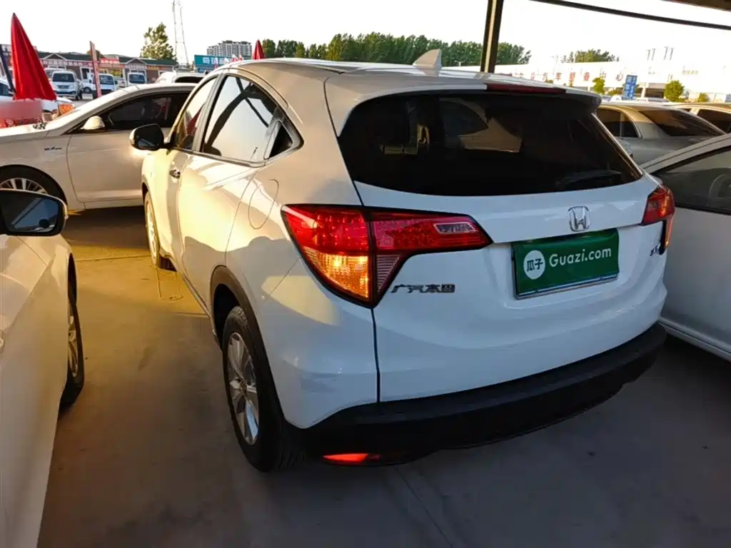 Honda Vezel 2016 2015 1.5L CVT 2WD Comfort
