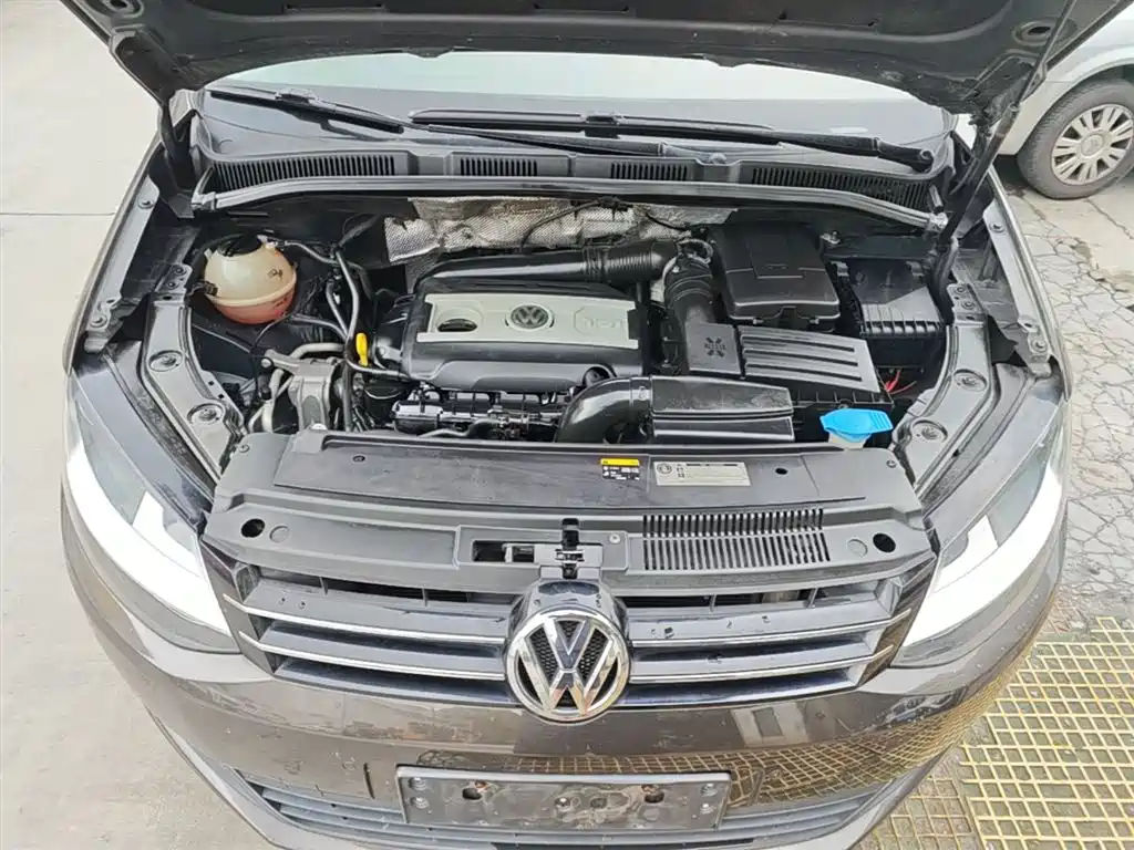 Volkswagen Sharan 2013 1.8TSI Standard фото 19