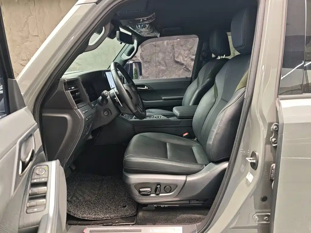 Lexus GX 2024 2024 OVERTRAIL Summit Edition