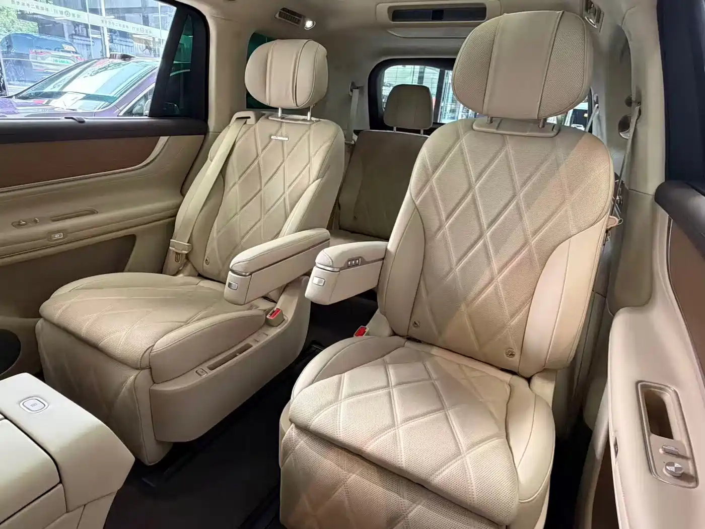 Aito M9 2025 2025 Extended Range Ultra 52kWh 6-Seater