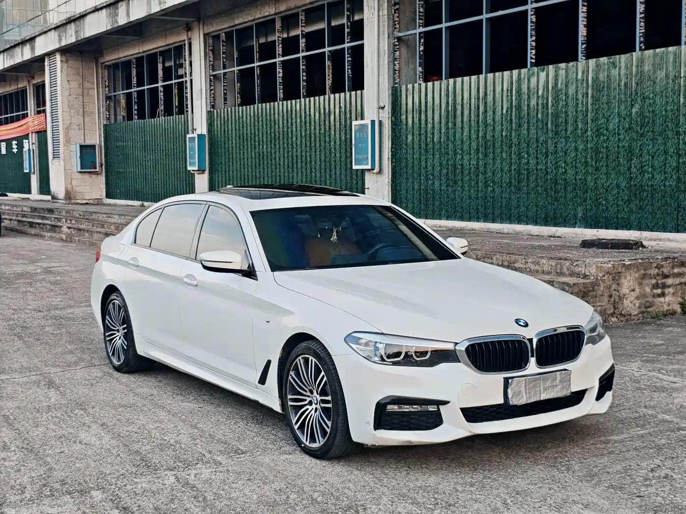 BMW 5 Series 2018 530Li xDrive M Sport Package фото 16