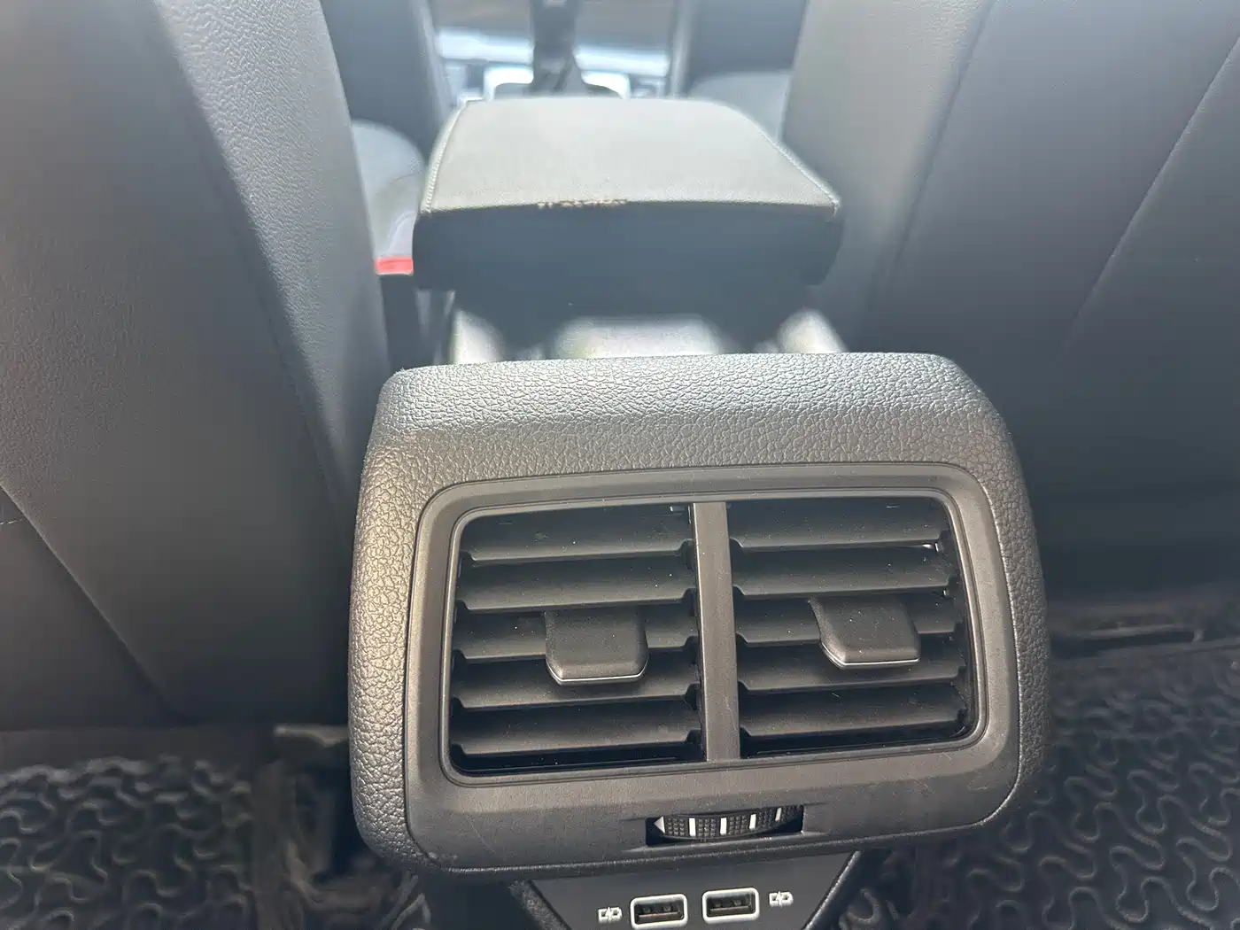 Volkswagen Golf 2019 1.6L Auto Comfort (China V) фото 7