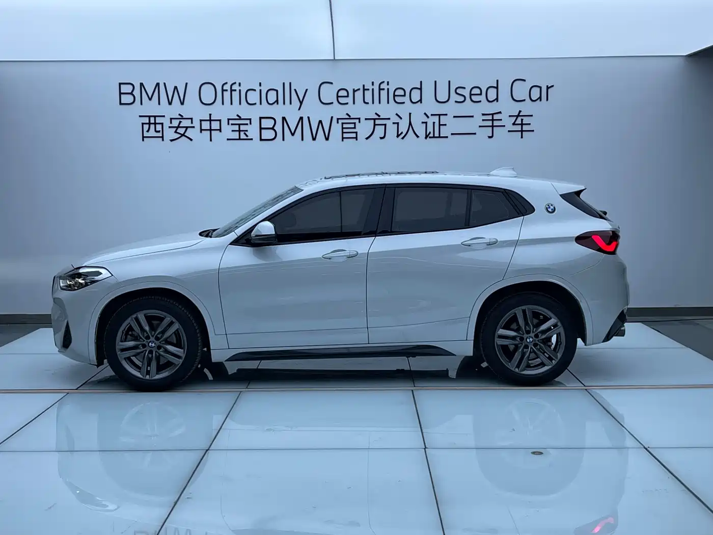 BMW X2 2021 sDrive25i M Sport Package фото 3