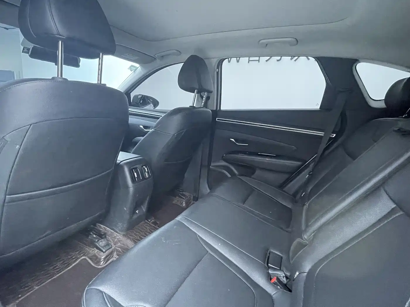 Hyundai Tucson 2023 Tucson L 1.5T Automatic 2WD LUX Premium Edition фото 9