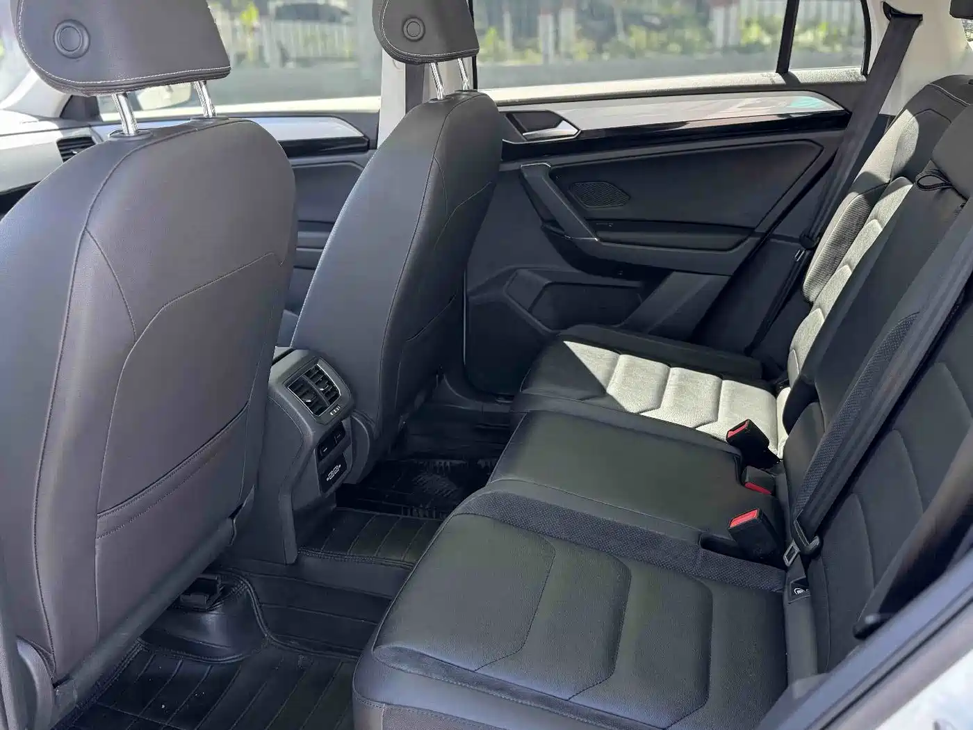 Volkswagen Tayron 2019 Expedition 280TSI 2WD Luxury (China VI) фото 6