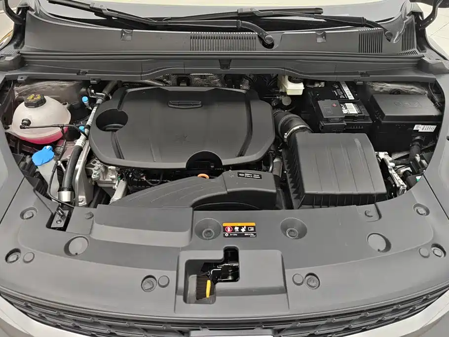 Фото 10 - Geely Coolray