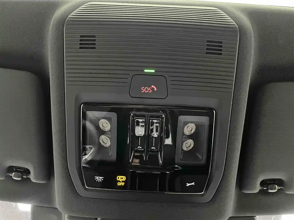Volkswagen Tiguan L 2024 PRO 380TSI 4WD R-Line Premium Edition фото 8