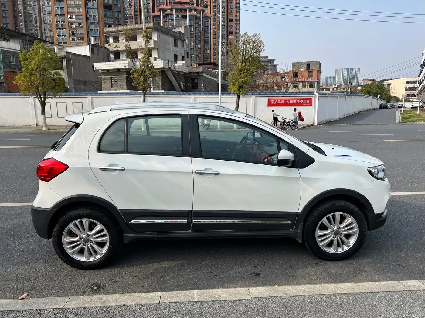 Haval H1 2016 Blue Label 1.5L AMT Urban фото 14