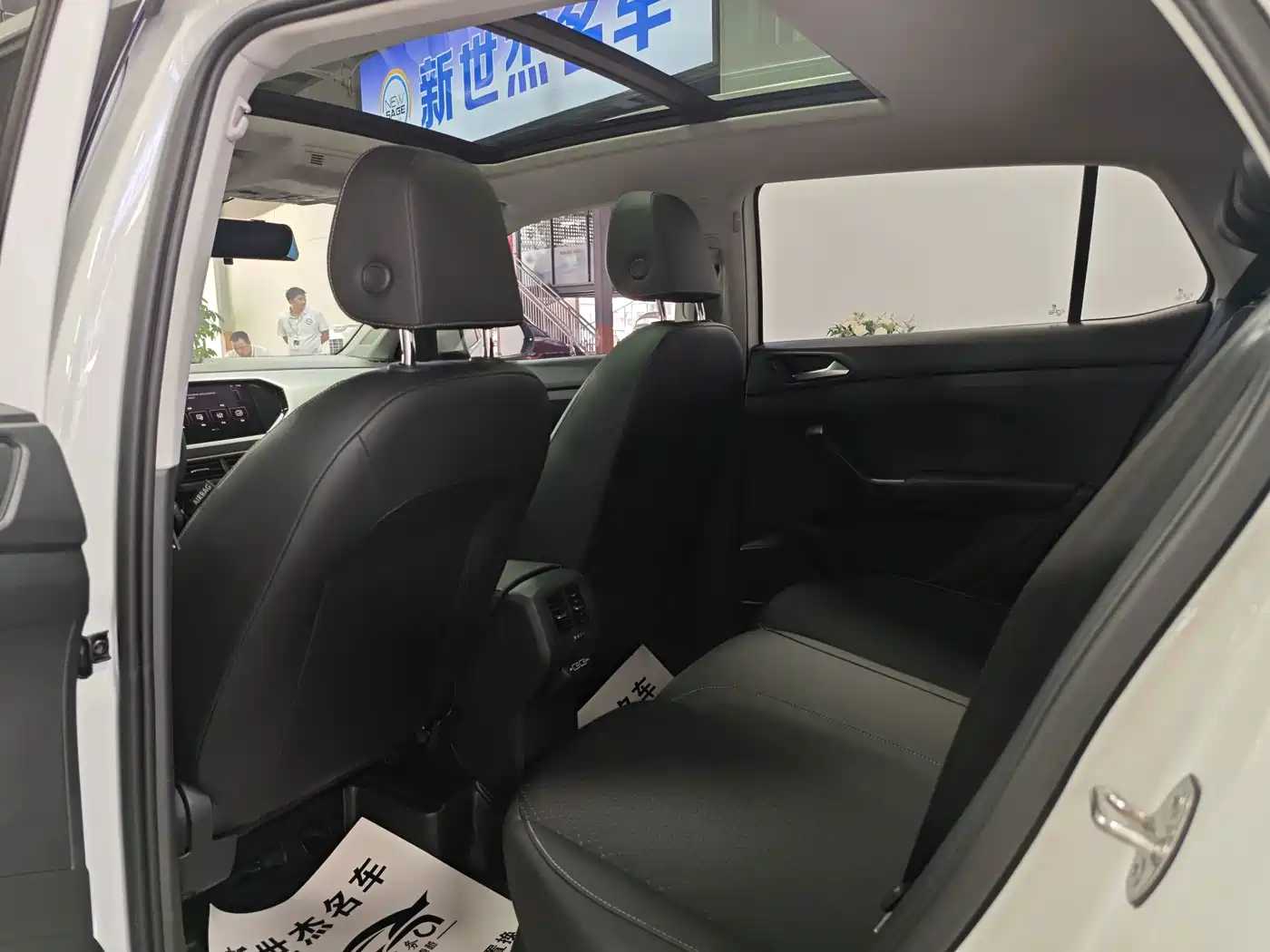 Volkswagen Tacqua 2023 2021 1.5L Automatic Smart Connect Edition