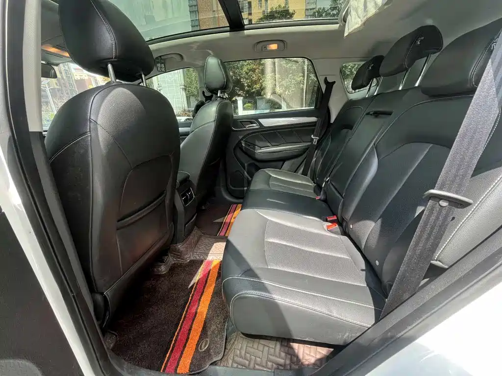 Photo 5 - Roewe RX5