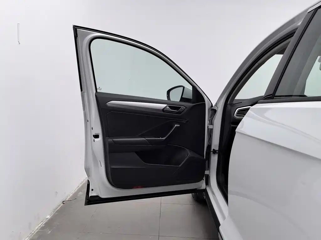 Volkswagen T-ROC 2019 2019 280TSI DSG 2WD Progressive Version China VI