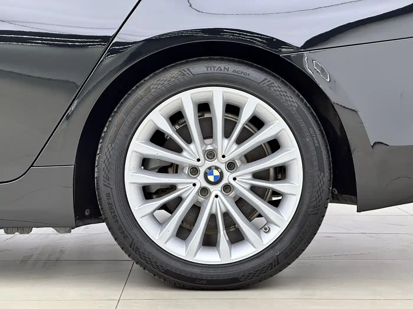 BMW 5 Series New Energy 2019 Facelift 530Le Luxury Package фото 13