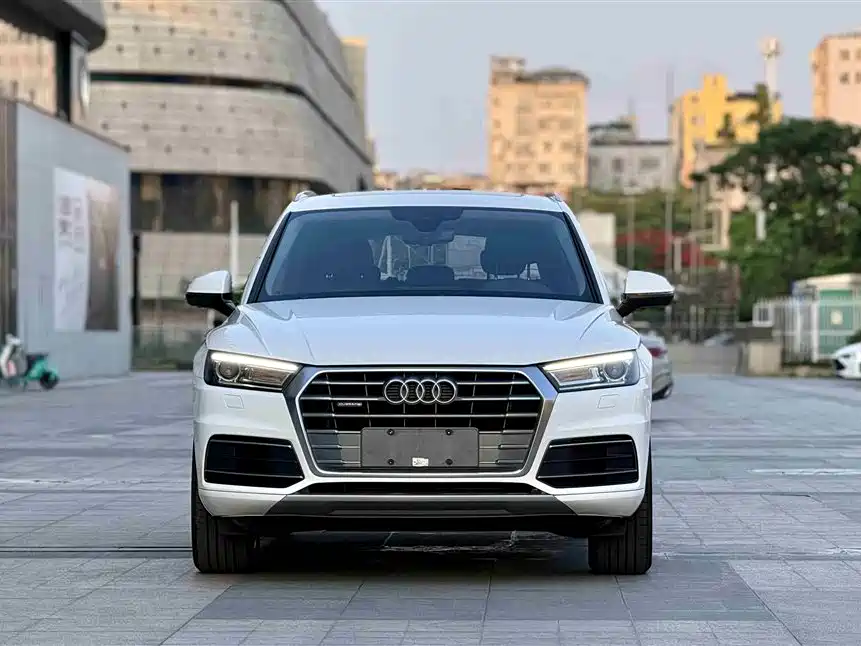 Audi Q5L 2018 40 TFSI Premium Progressive China VI фото 2