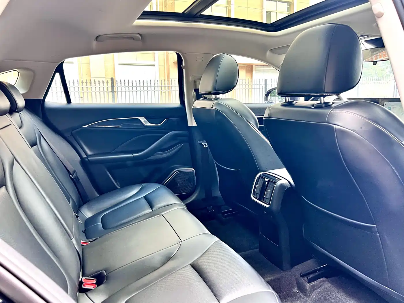 Photo 14 - Besturn B70