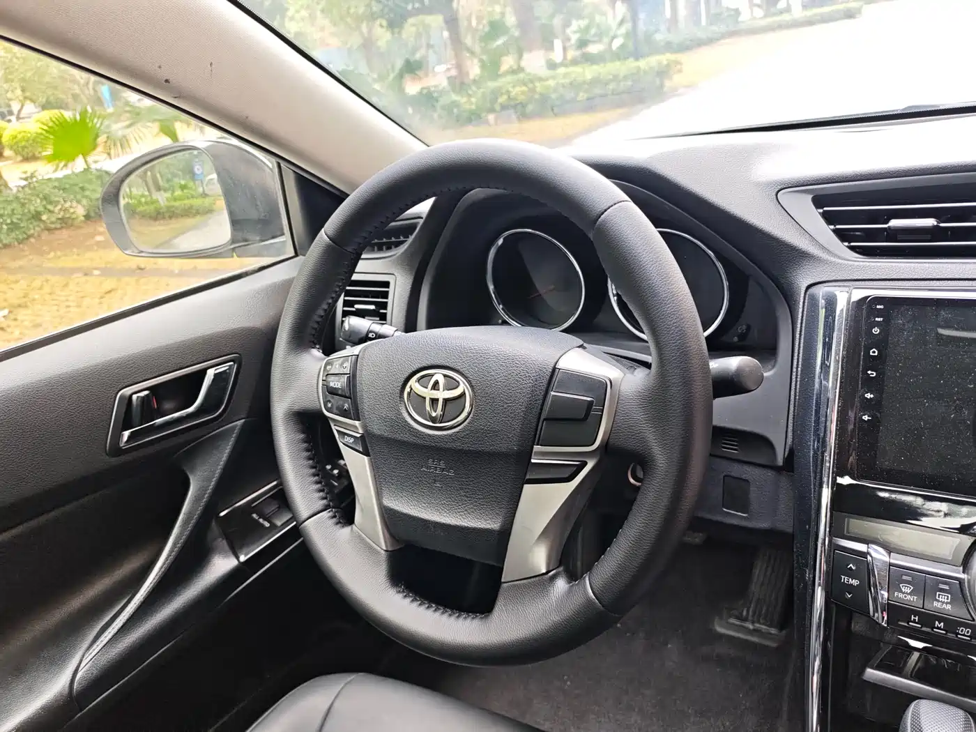 Toyota Reiz 2013 2.5S Elite Edition фото 9