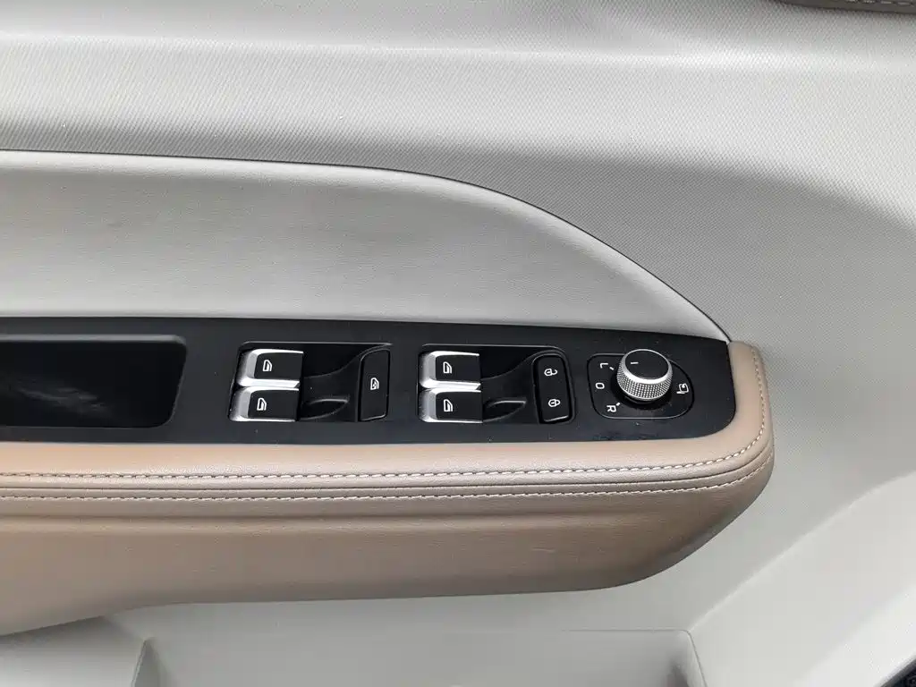 Geely ICON 2021 2020 1.5TD i9 BSG