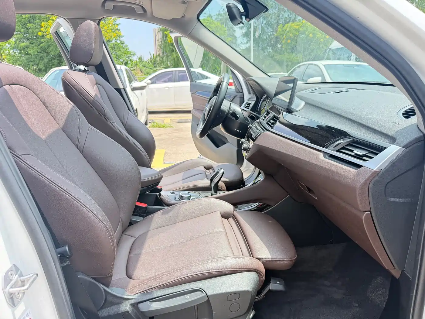 BMW X1 2022 sDrive20Li Premium фото 14