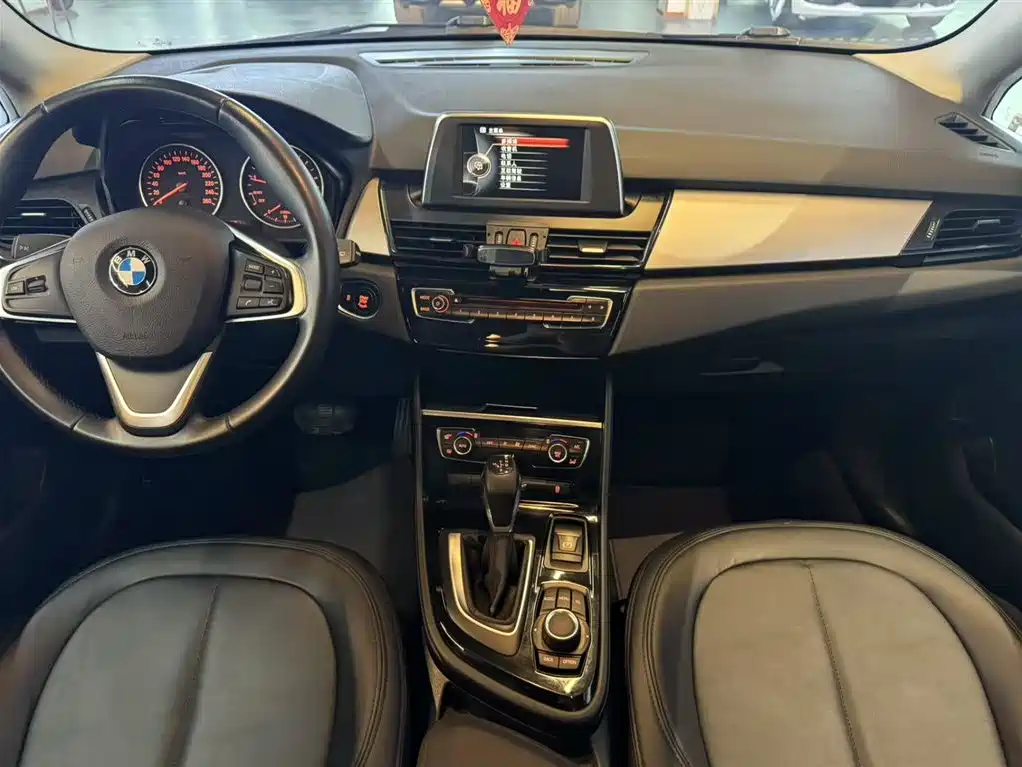 BMW 2 Series Tourer (Import) 2015 218i Leading Type фото 10