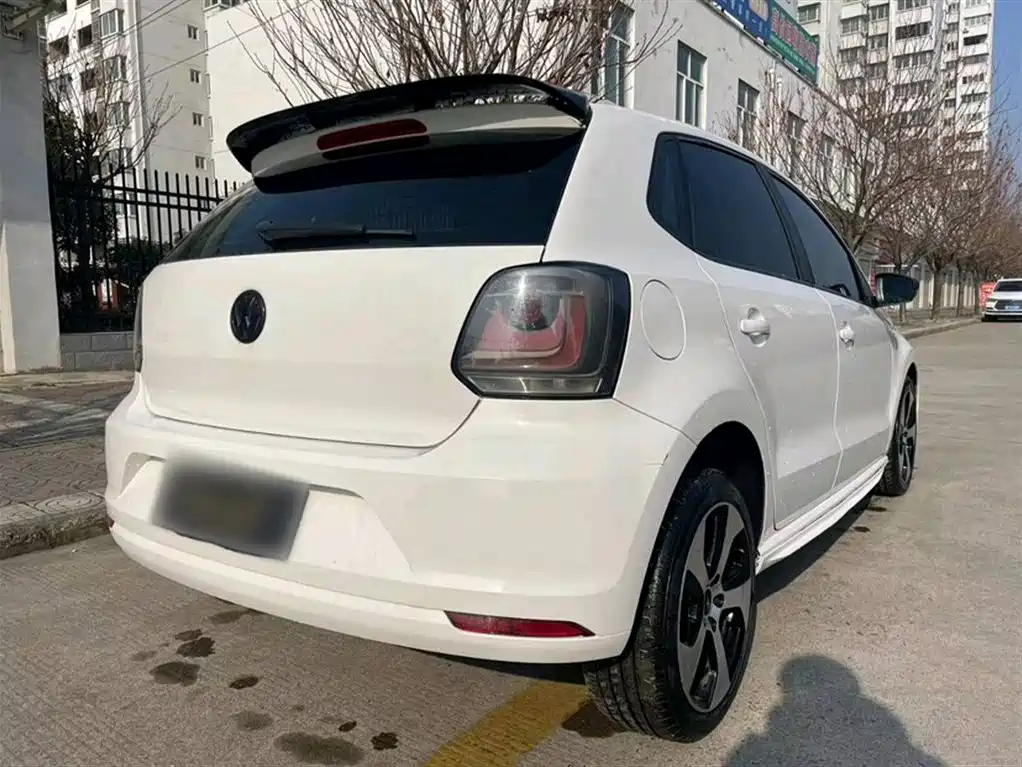 Volkswagen Polo 2018 1.5L Manual Safe Drive фото 11