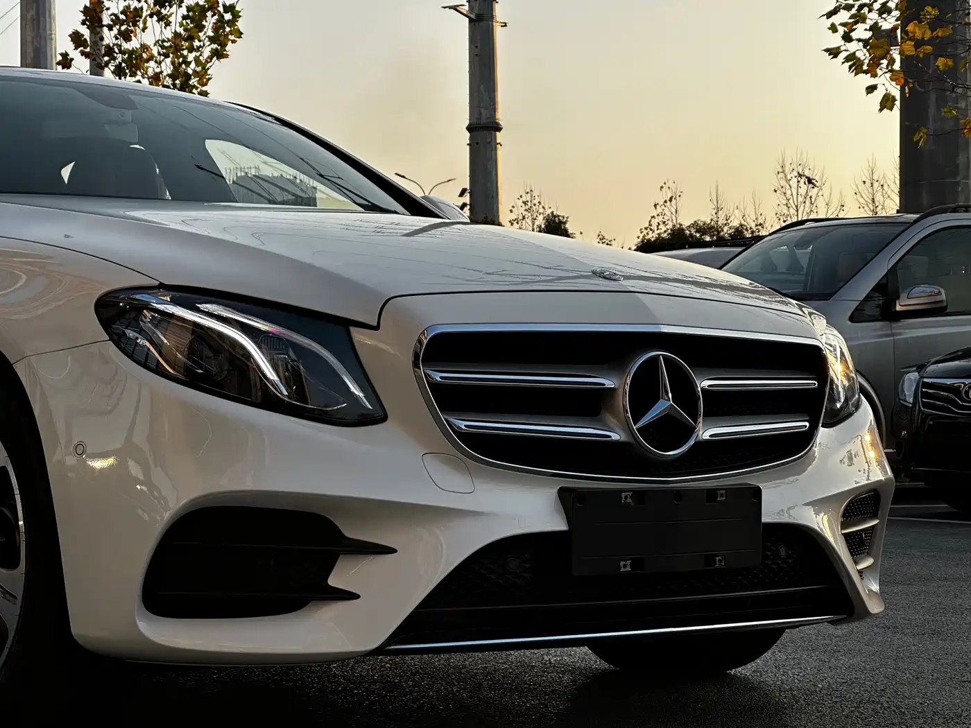 Mercedes-Benz E-Class 2018 E 200 L Sport фото 22