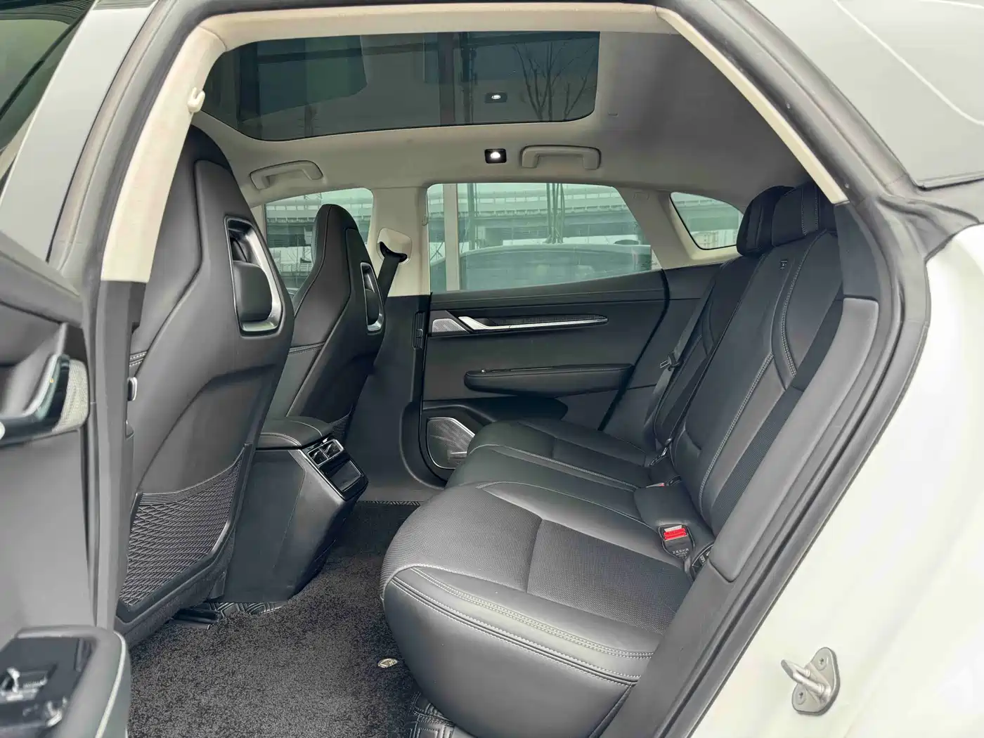 ZEEKR EXTREME KRYPTON 001