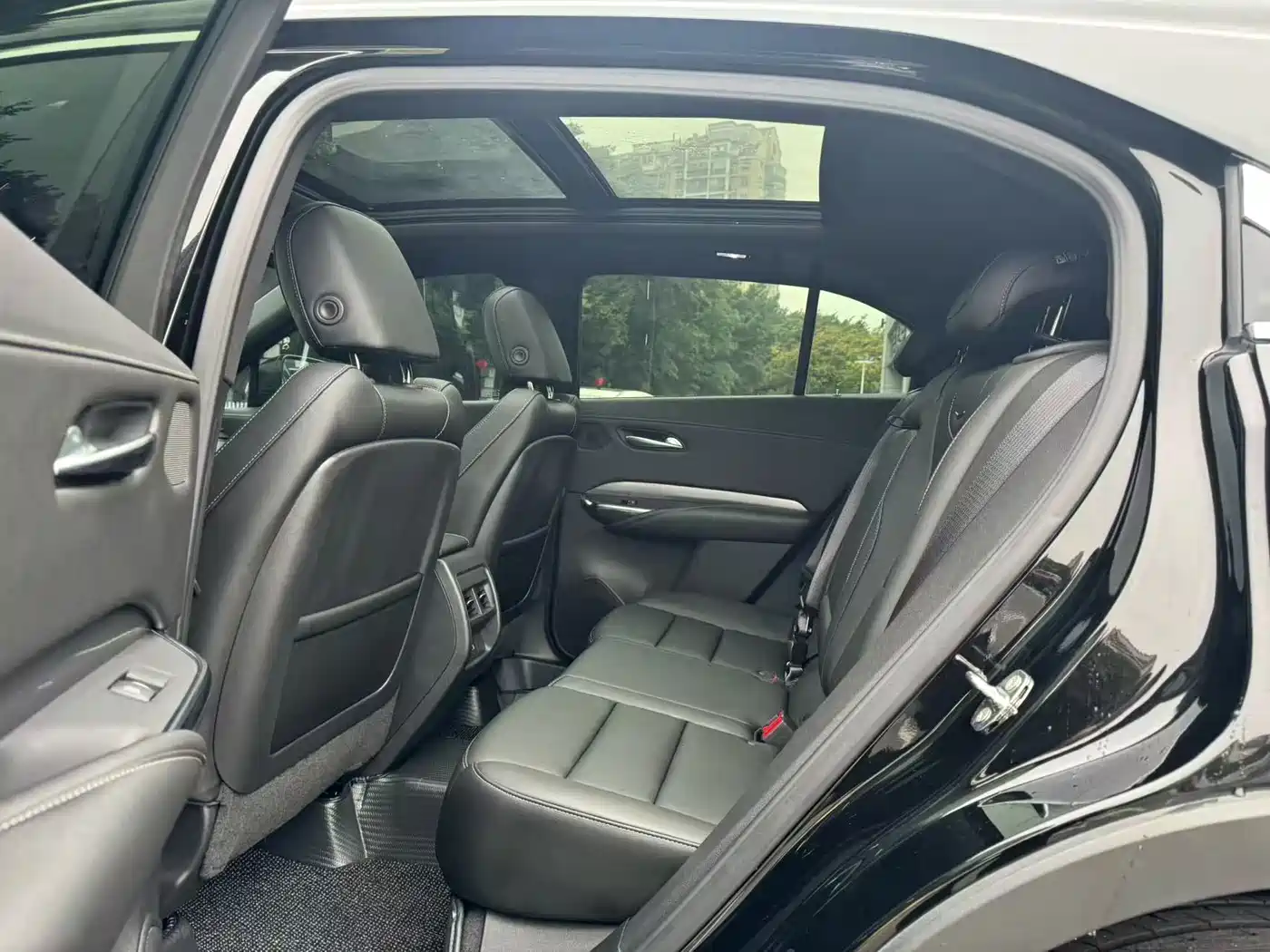 CADILLAC XT4