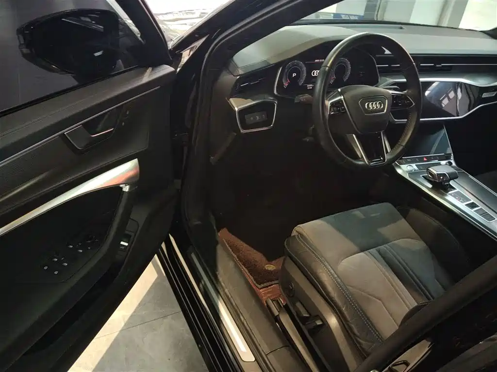 Audi A6L 2020 40 TFSI Luxury Dynamic фото 16