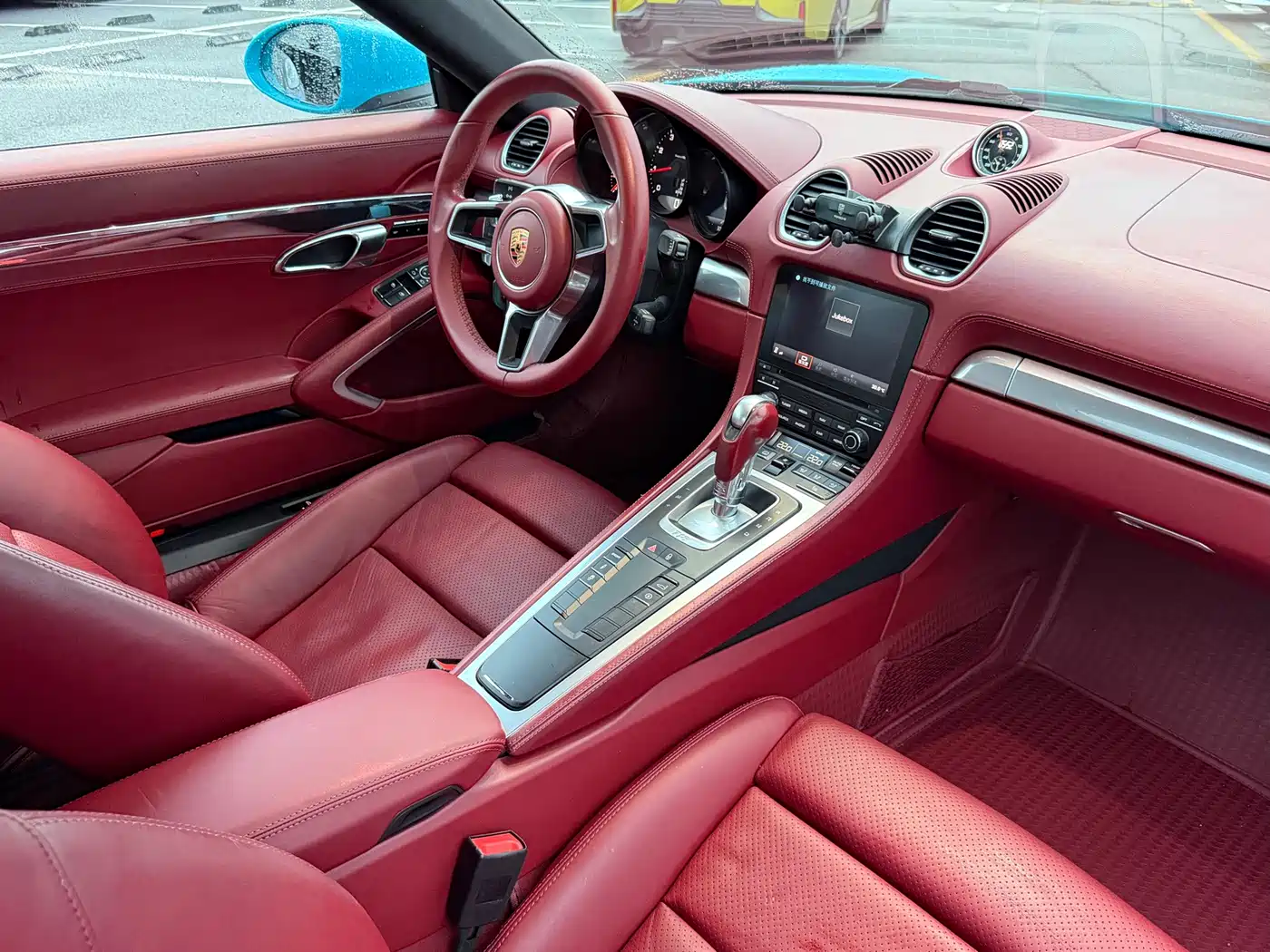 Photo 5 - Porsche 718