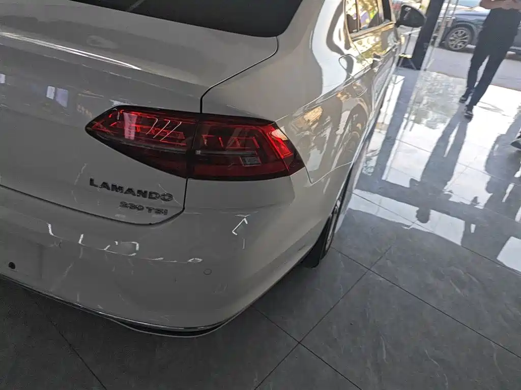 Volkswagen Lamando 2021 230TSI DSG Fashion Edition фото 28