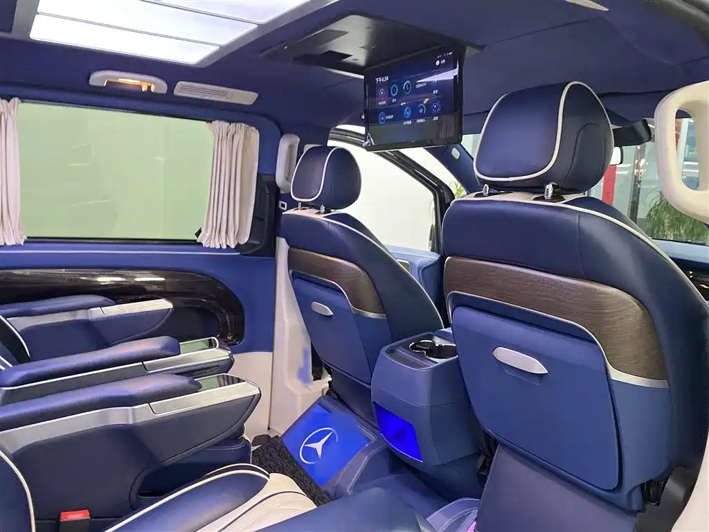 Mercedes-Benz Vito 2021 2.0T Business Edition 7-seater фото 8