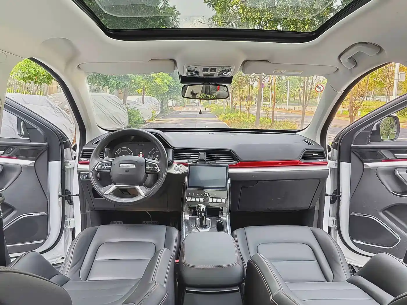 Haval H4 2019 2019 1.5GDIT DCT Luxury Smart Connect Edition China V