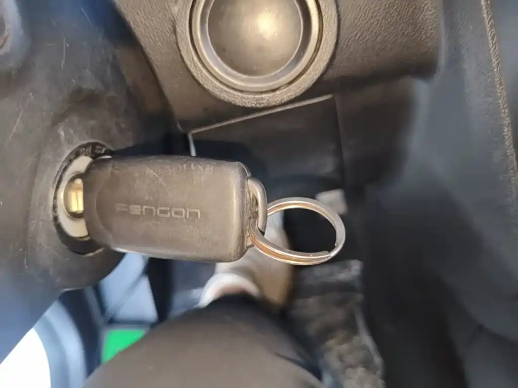 Dongfeng Fengguang Fengguang 380 2023 2022 1.5L Comfort Bus (Leaf Spring) 5-Seater