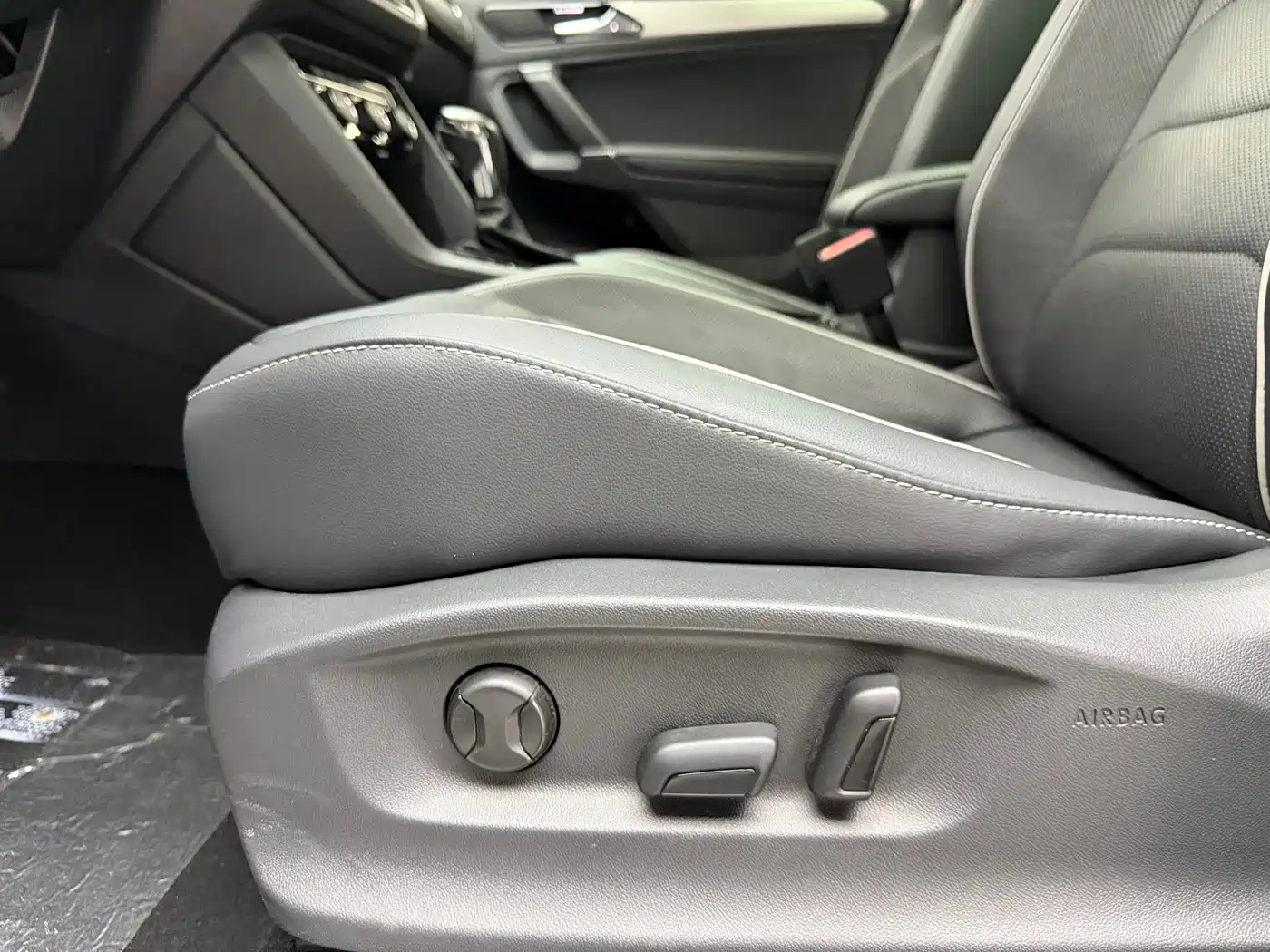 Volkswagen Tiguan L 2018 330TSI Automatic 2WD Flagship Edition фото 5