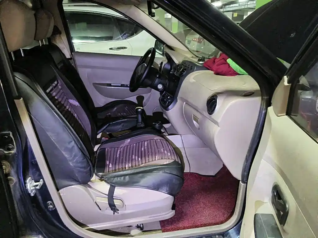 Wuling Motors Wuling Hongguang 2013 2010 1.2L Standard (China IV)