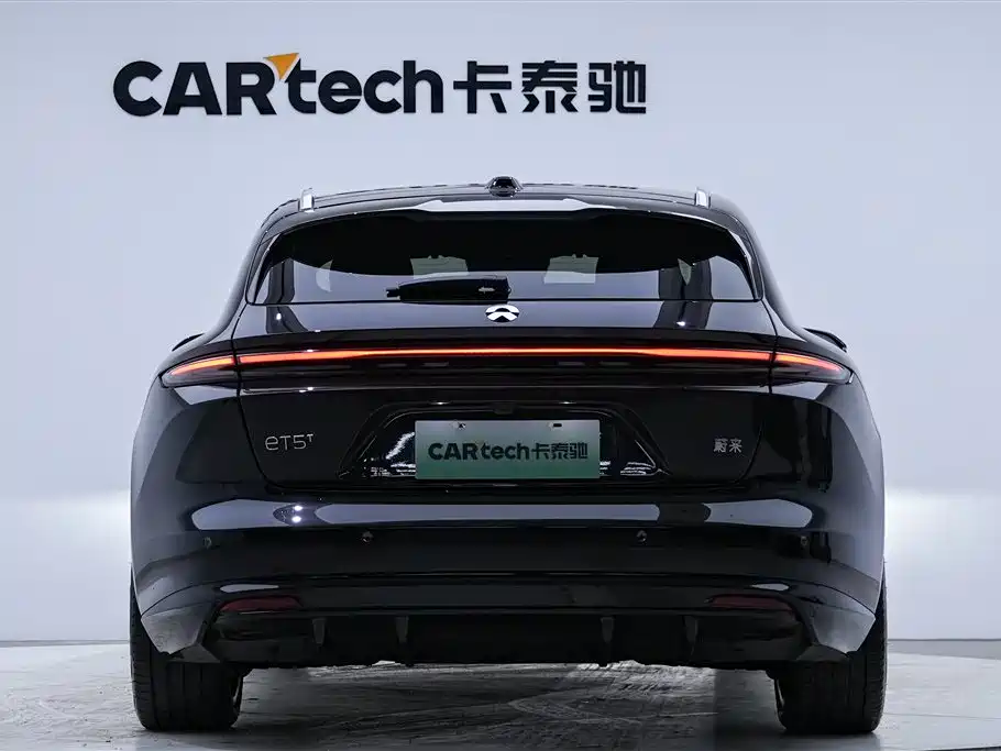 NIO NIO ET5T