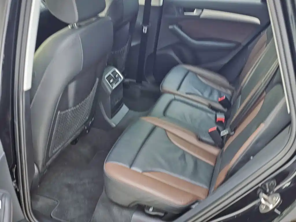 Audi Q5 2018 2017 Plus 40 TFSI Technology