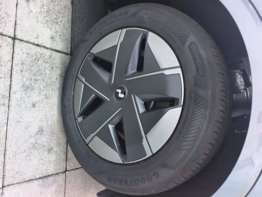 Ledao L90 2025 2025 AWD Base Model