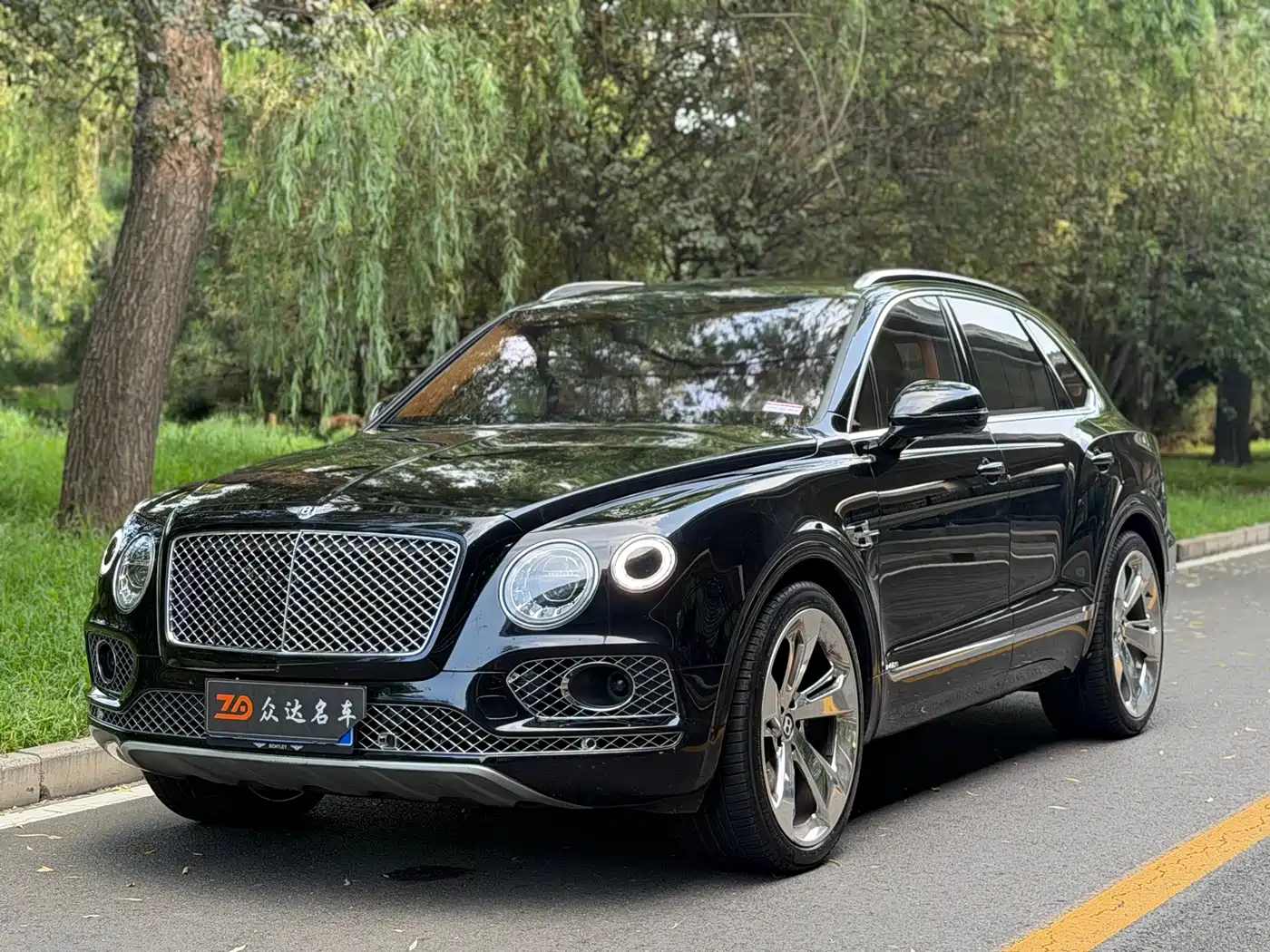Bentley Bentayga 2017 2016 6.0T Standard Edition