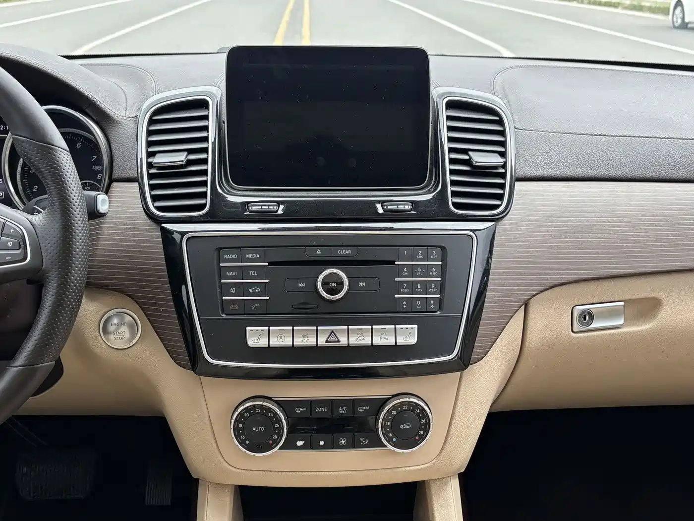 Mercedes-Benz GLE 2019 GLE 320 4MATIC Dynamic Ultimate Edition фото 10