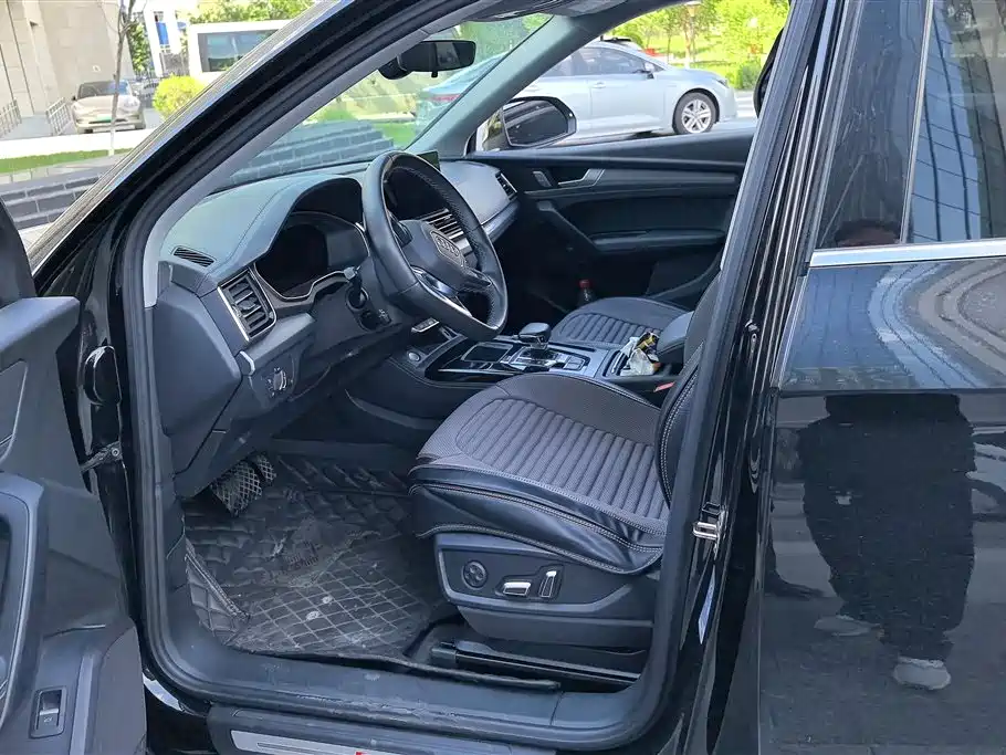 Audi Q5L 2023 40T Fashion Elegance фото 9
