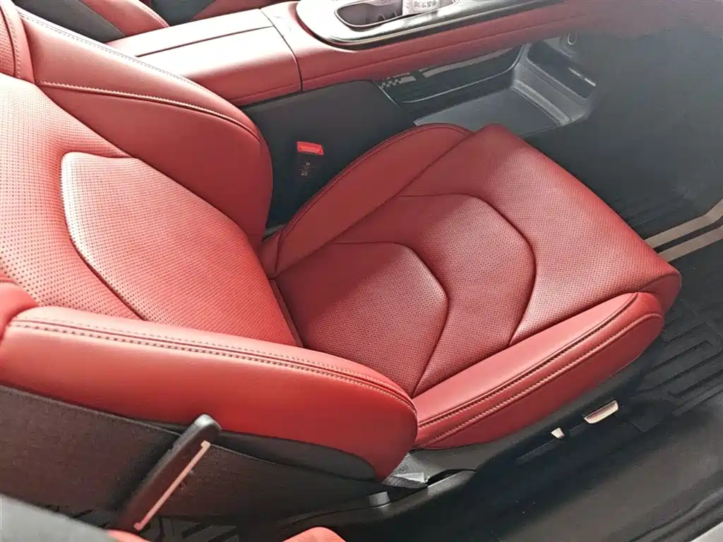 Xiaomi Auto Xiaomi SU7 2024 AWD Extended Range Advanced Smart Driving Max Edition фото 25