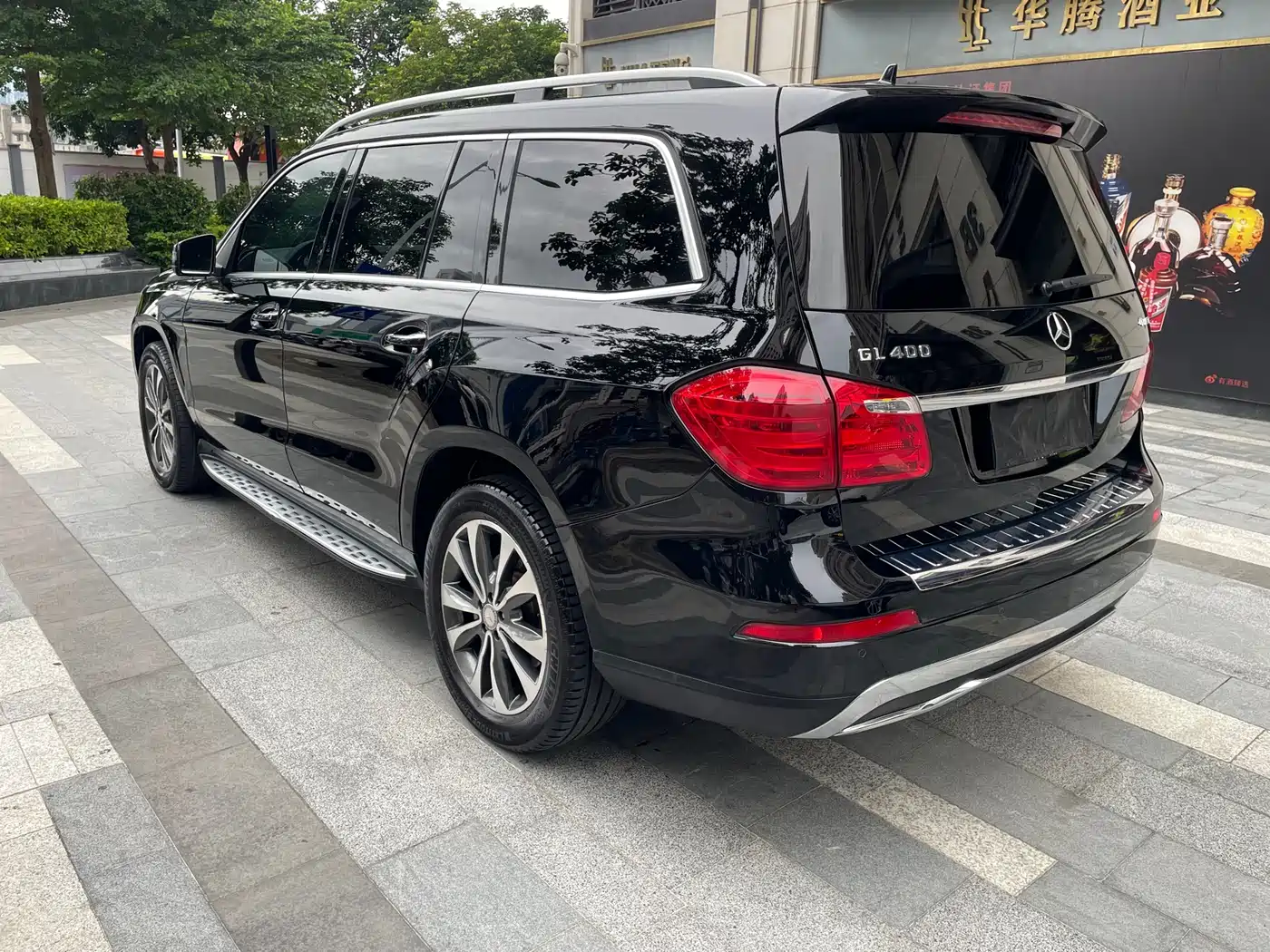 Mercedes-Benz GL-Class 2015 GL 400 4MATIC Sport фото 10