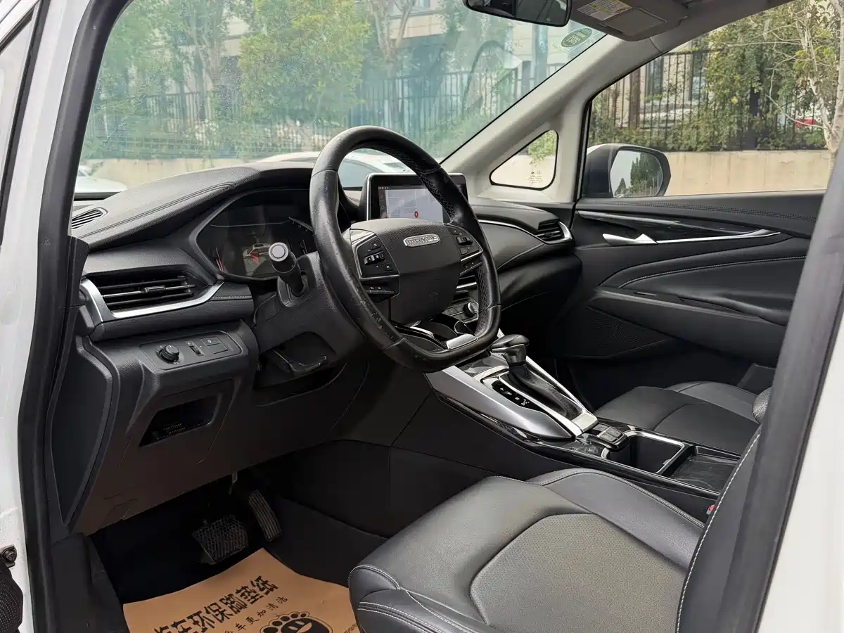 SAIC Maxus Maxus G50 2019 1.5T Automatic Elite Edition China VI фото 9